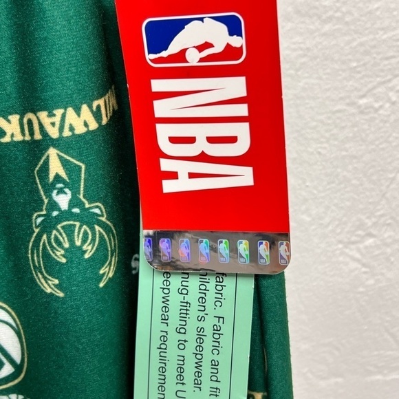 NBA YOUTH BOYS MILWAUKEE BUCKS TEAM LOGO LOUNGE/PJ PANTS - Picture 7 of 11